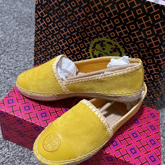 Tory Burch Color Block Flat Espadrille/Golden Crest/Natural 700 - Picture 2 of 5